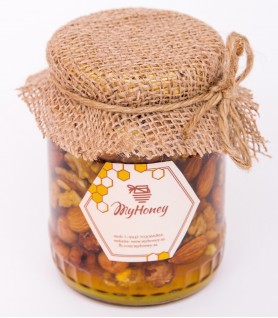 Богатырская пища (Миндаль, Фундук и Грецкий орех в мёде)