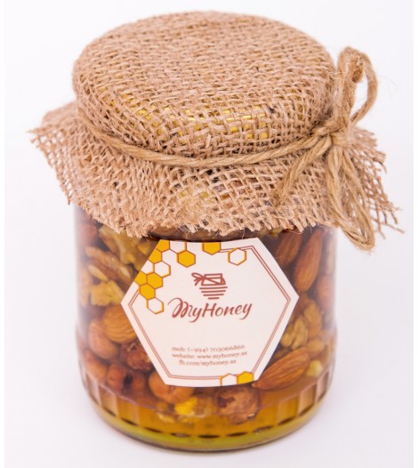 Богатырская пища (Миндаль, Фундук и Грецкий орех в мёде) Богатырская пища (Миндаль, Фундук и Грецкий орех в мёде)